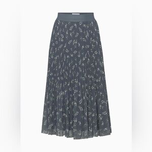 Aritzia Wilfred New Twirl Pleated Skirt